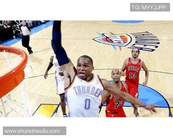 拉塞尔威斯布鲁克的篮球传奇与职业生涯的起伏与挑战